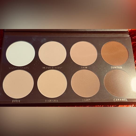 KAB Cosmetics - Contour Vol. No 1 - Picture 5 of 5